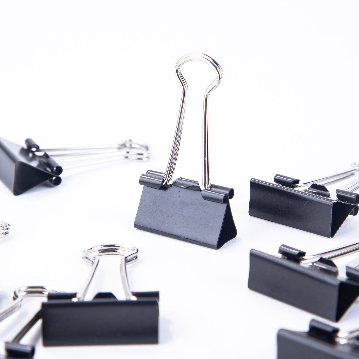 Deli Stationery-      Binder Clip 25Mm(Box) (SKU: E38564)