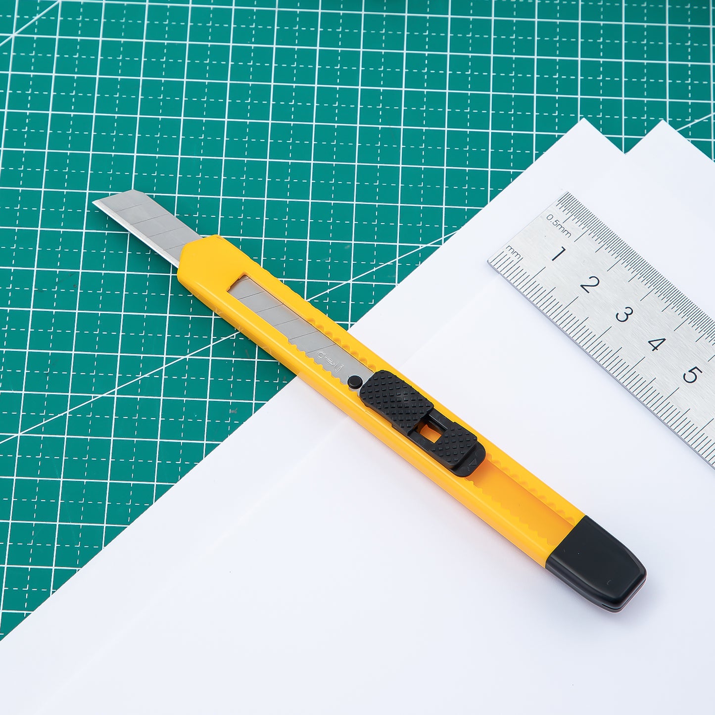 Deli Stationery-       Cutting Knife(Assorted)(Pcs) (SKU: E2051)
