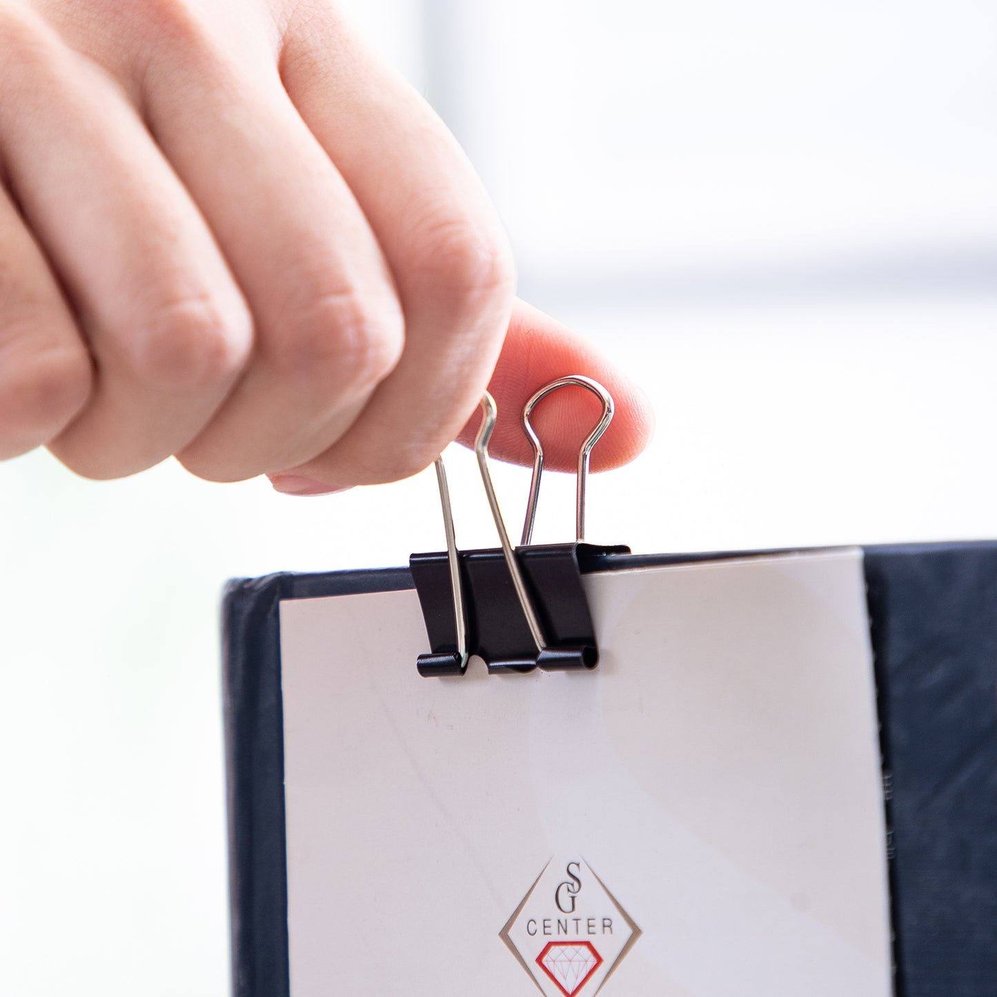 Deli Stationery-      Binder Clip 25Mm(Box) (SKU: E38564)