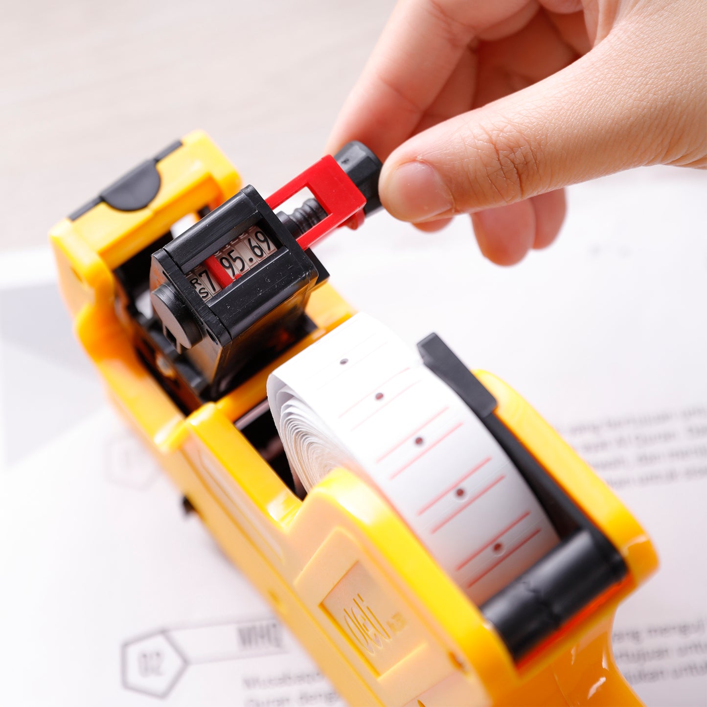 Deli Stationery-       Price Labeller(Assorted)(Pcs) (SKU: E7501)