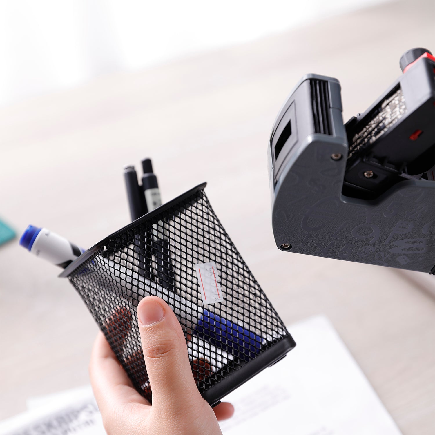 Deli Stationery-      Price Label Gun (SKU: E7504)