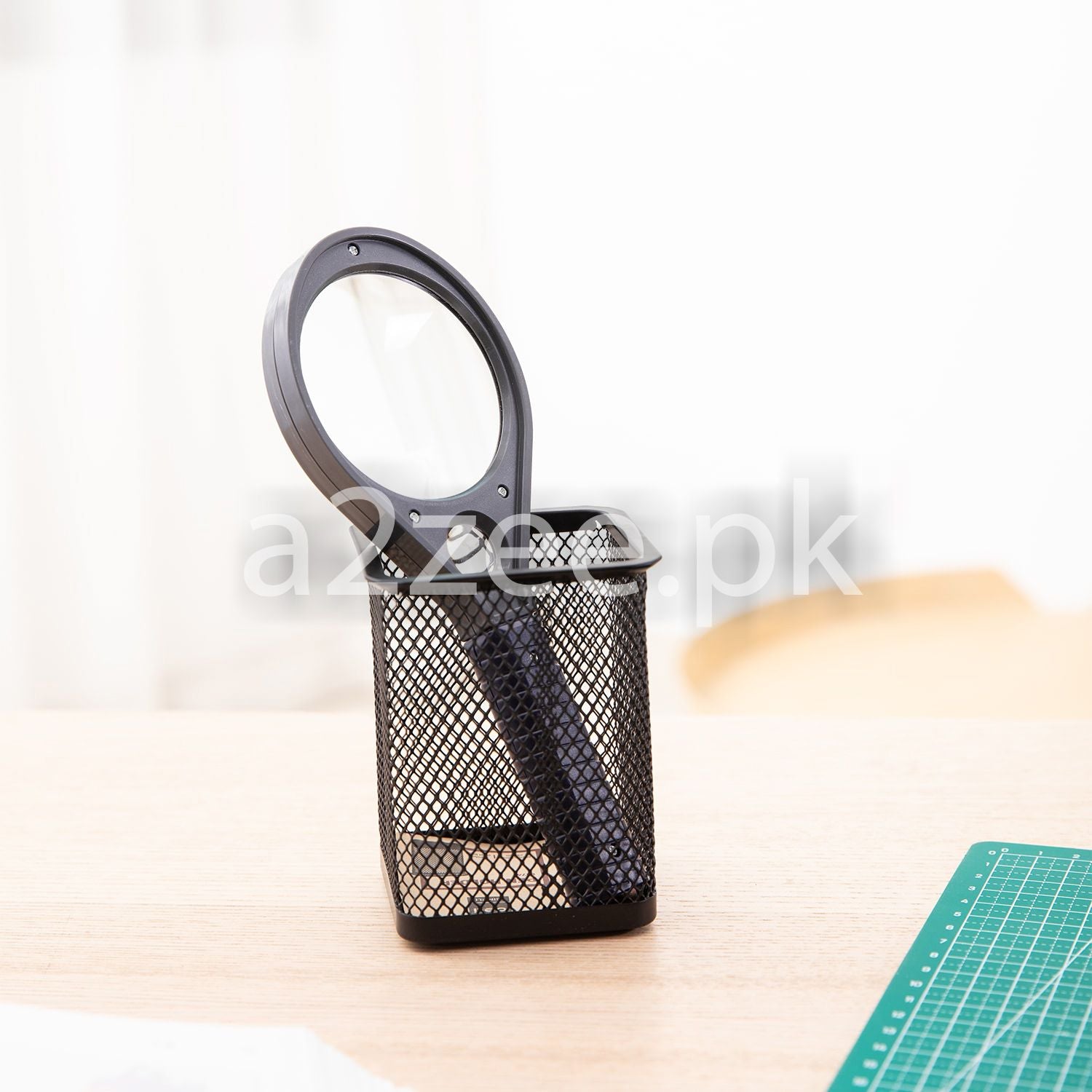 Deli Stationery - Magnifier (SKU: E9090)