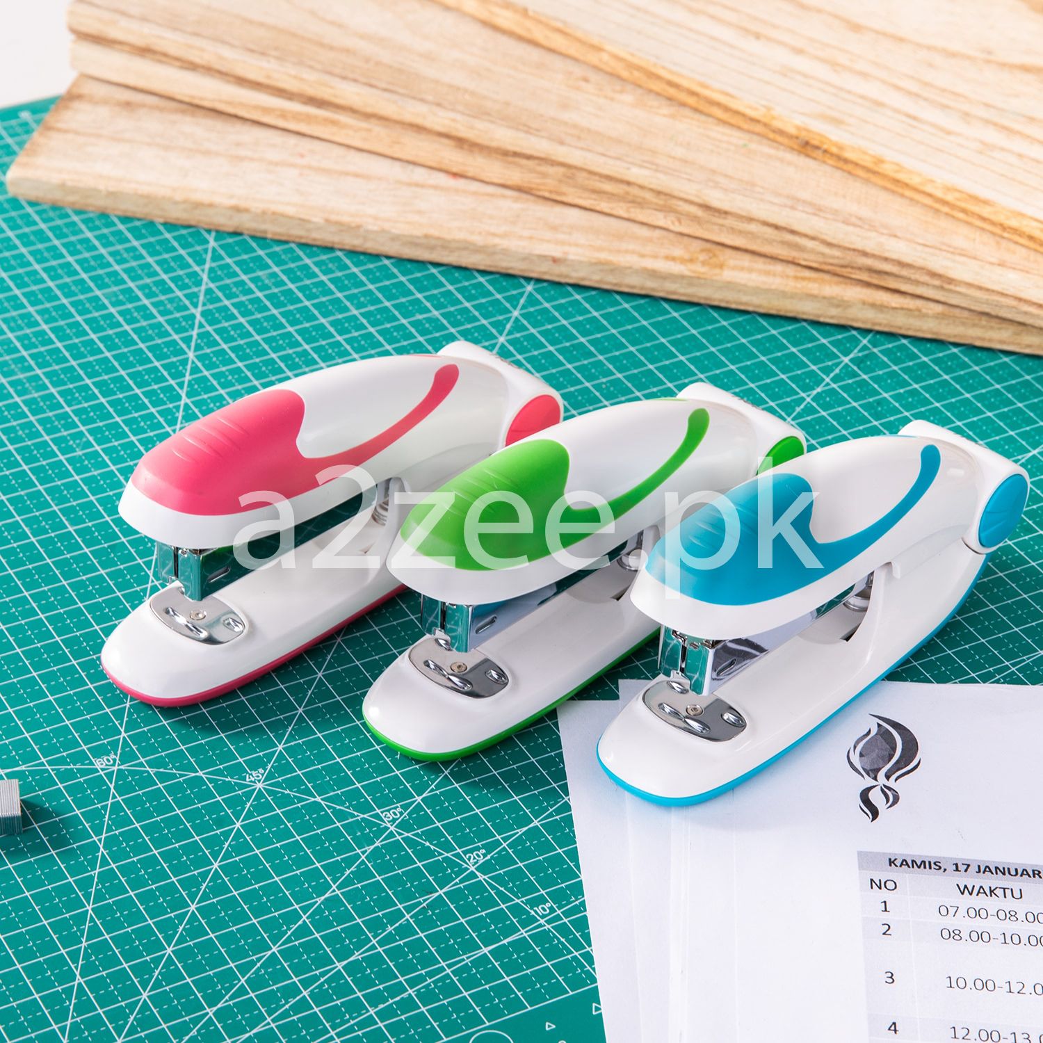 Deli Stationery - #12 Stapler - 01 Piece (SKU: E0319-01)