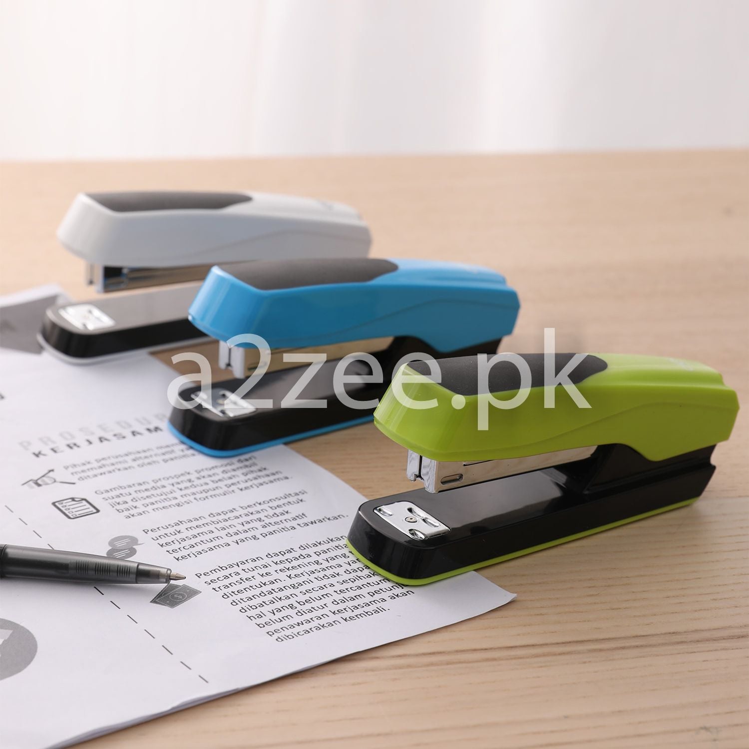 Deli Stationery - #12 Stapler - 01 Piece (SKU: E0427-01)